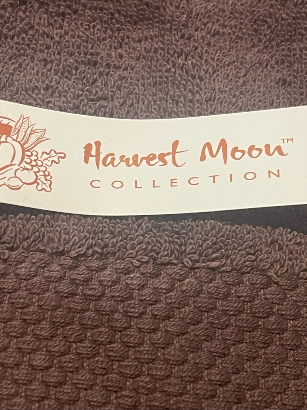 Harvest Moon Collection Chocolate Brown 4 Towel Set w/embroidered leaves